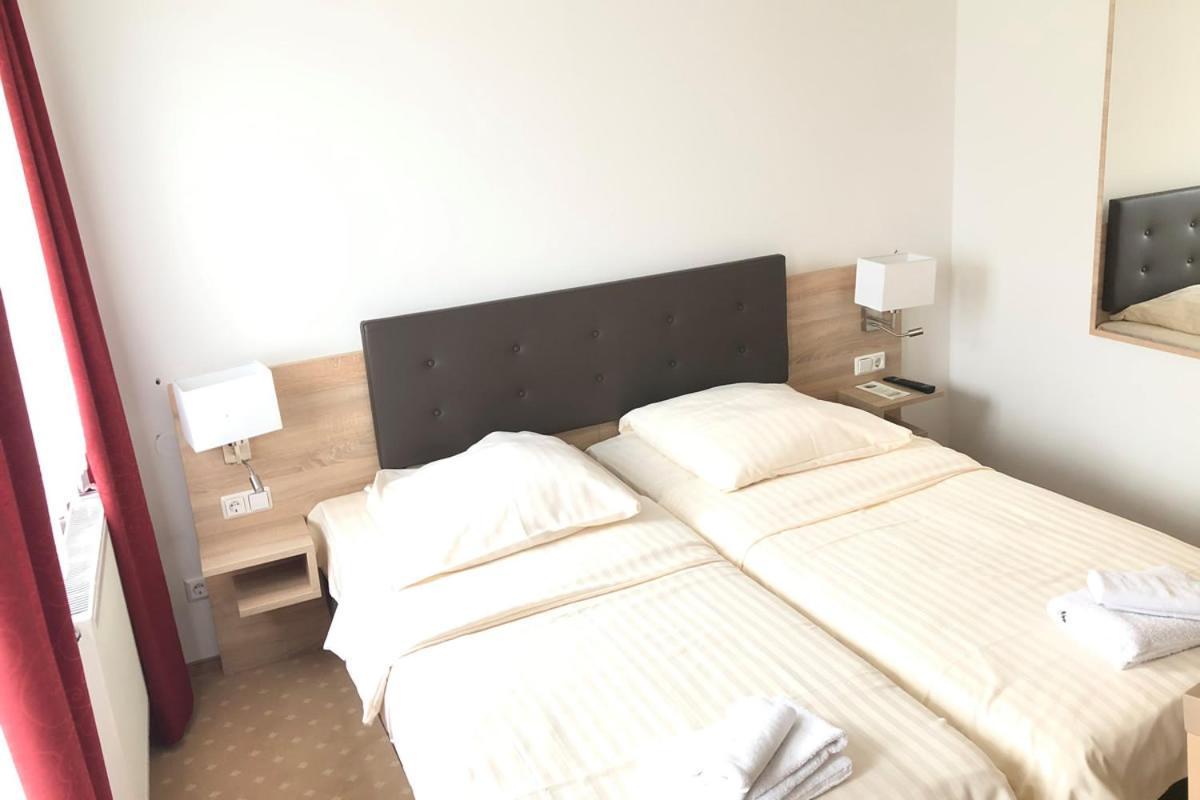 Hotel & Restaurant Miranda Siek Экстерьер фото